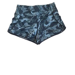 Lululemon Camo Shorts in size M